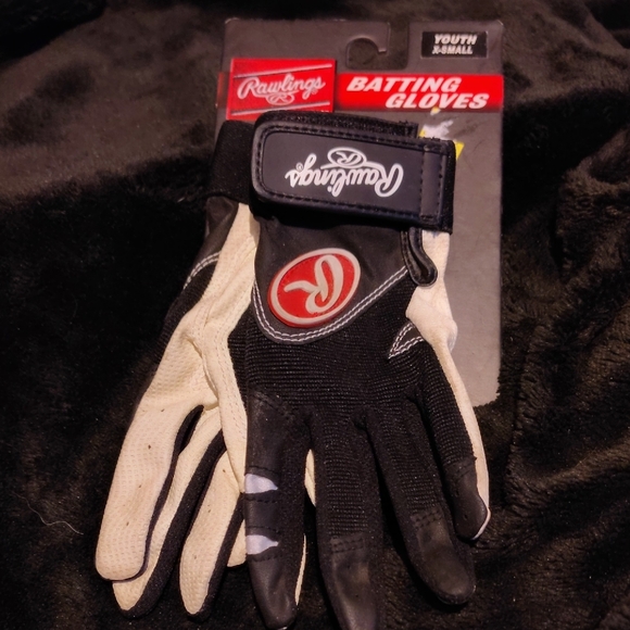 Rawlings Youth Batting Gloves Black and Cream - Picture 1 of 1